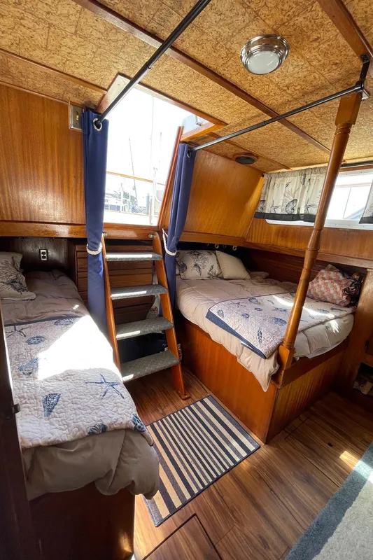 1977 Californian 42 LRC
