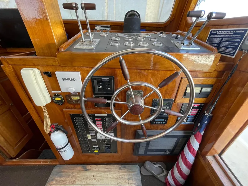 1977 Californian 42 LRC