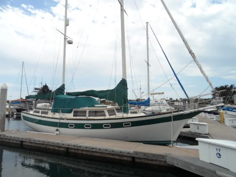 1975 Islander 41 Freeport