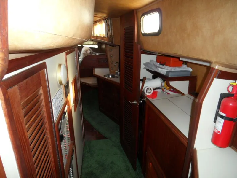 1975 Islander 41 Freeport