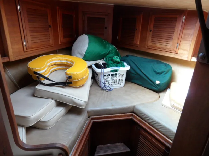 1975 Islander 41 Freeport