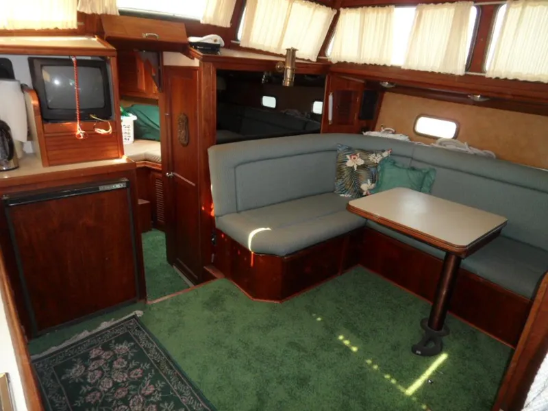 1975 Islander 41 Freeport