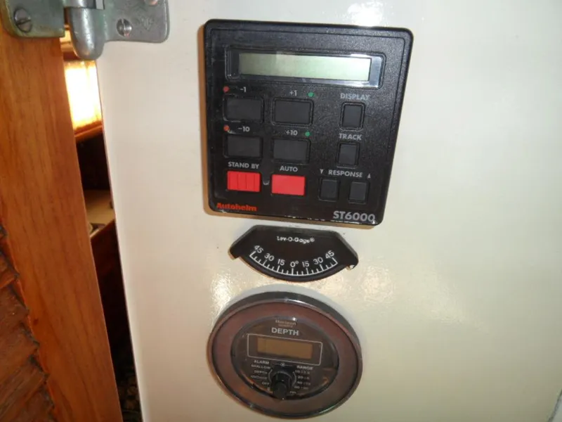 1975 Islander 41 Freeport