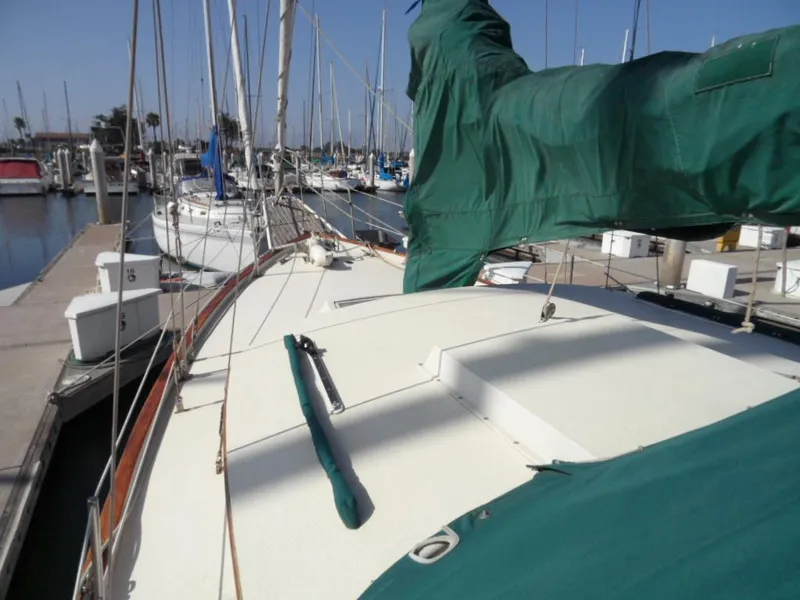 1975 Islander 41 Freeport