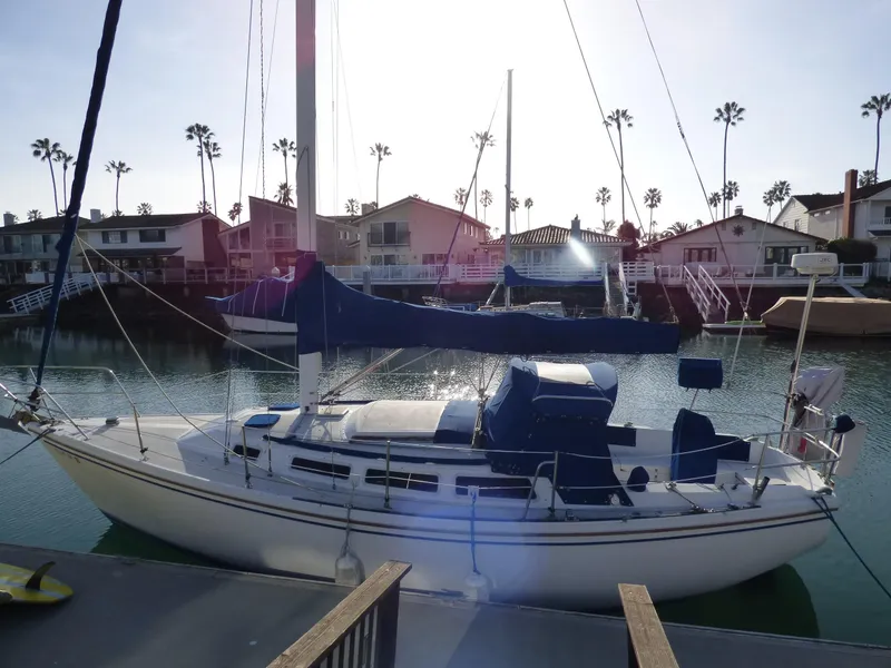 1985 Catalina 30