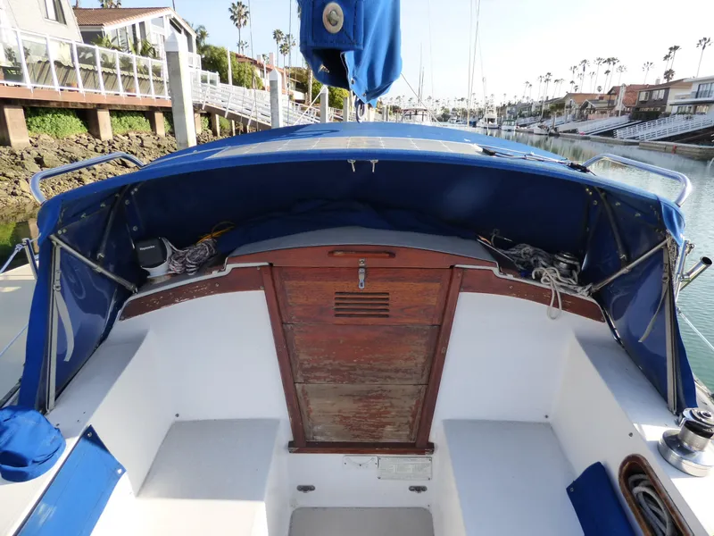 1985 Catalina 30