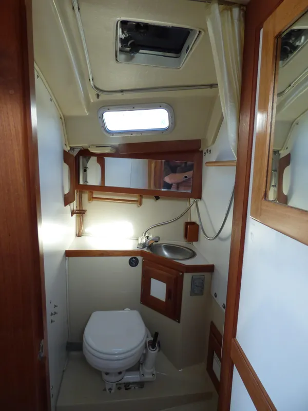 1985 Catalina 30