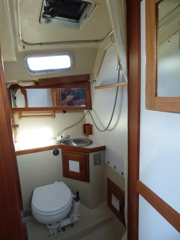 1985 Catalina 30