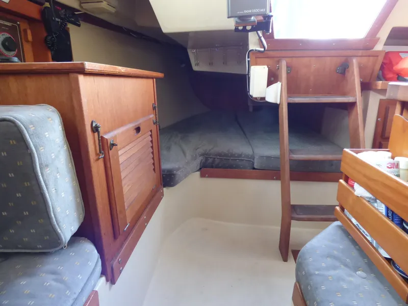 1985 Catalina 30