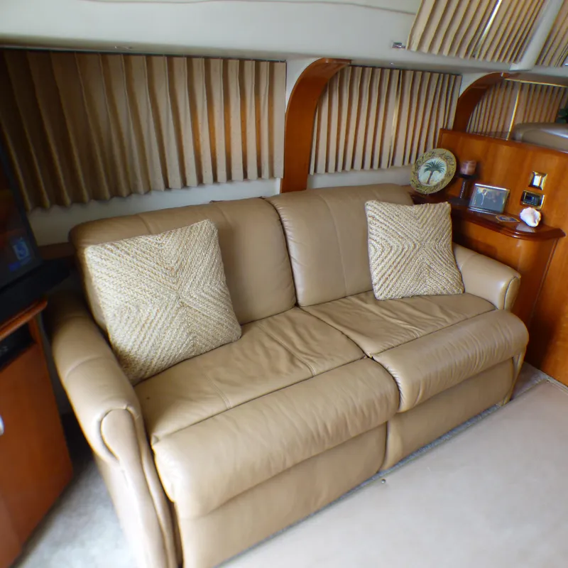 2004 Carver 42 Mariner