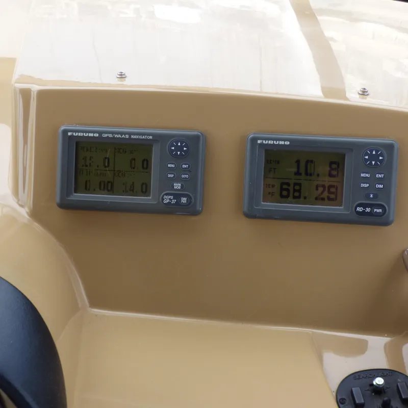 2004 Carver 42 Mariner