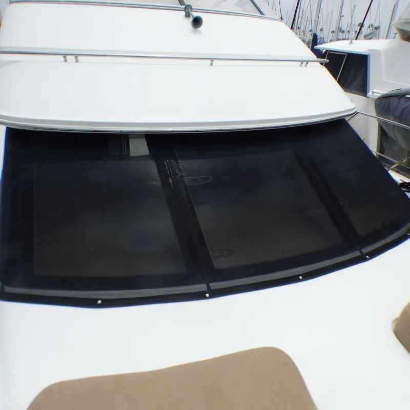 2004 Carver 42 Mariner