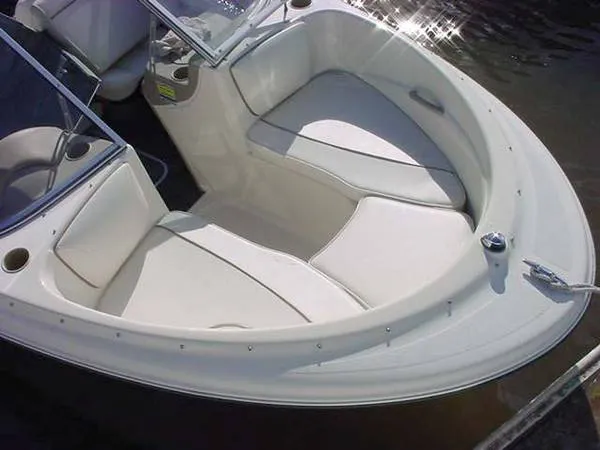 2003 Bayliner Capri 185S