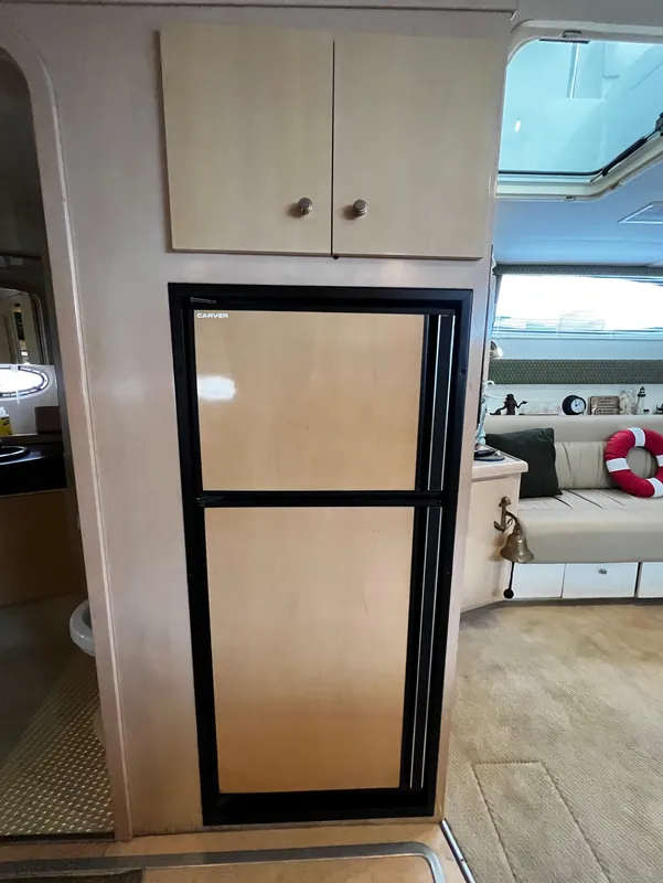 2000 Carver Mariner 350