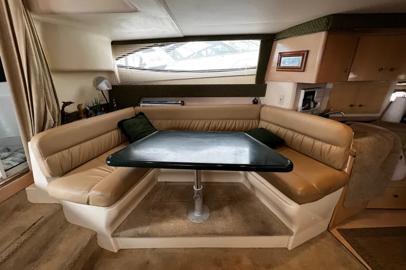 2000 Carver Mariner 350