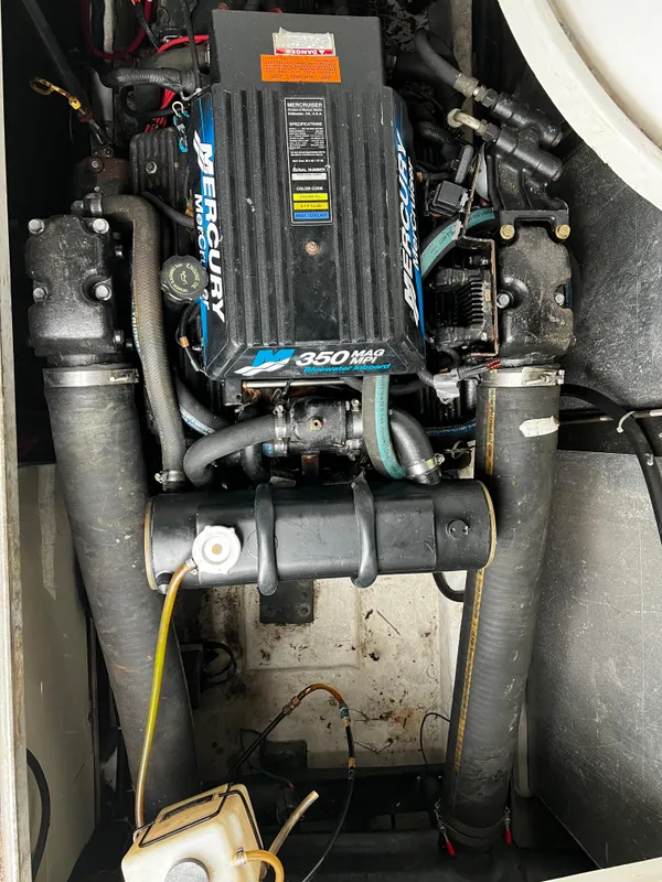 2000 Carver Mariner 350