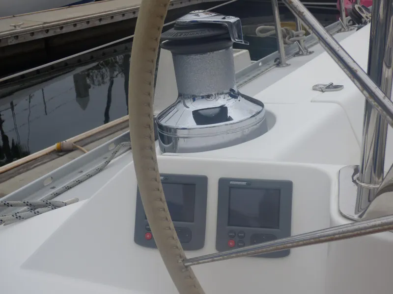 2010 Catalina 445