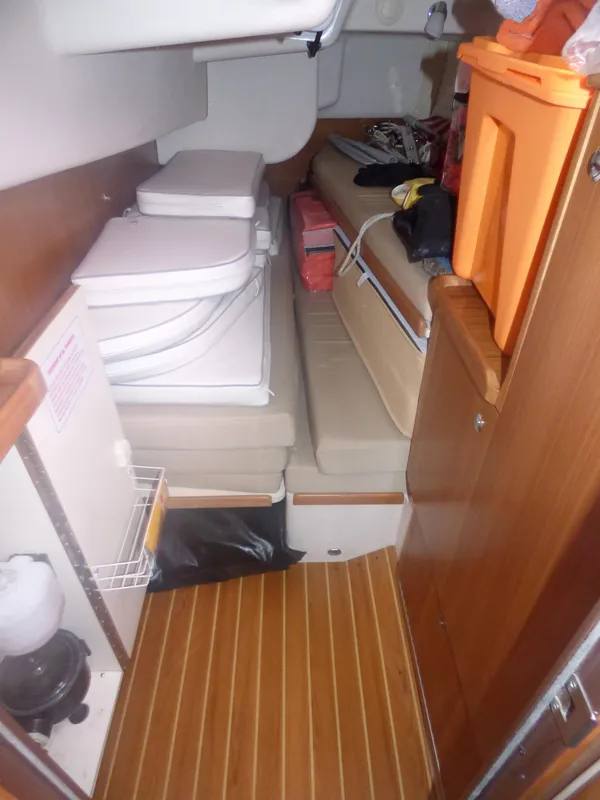 2010 Catalina 445