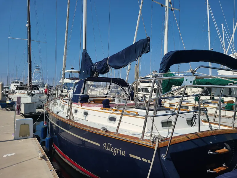 1990 Endeavour 42 Center Cockpit