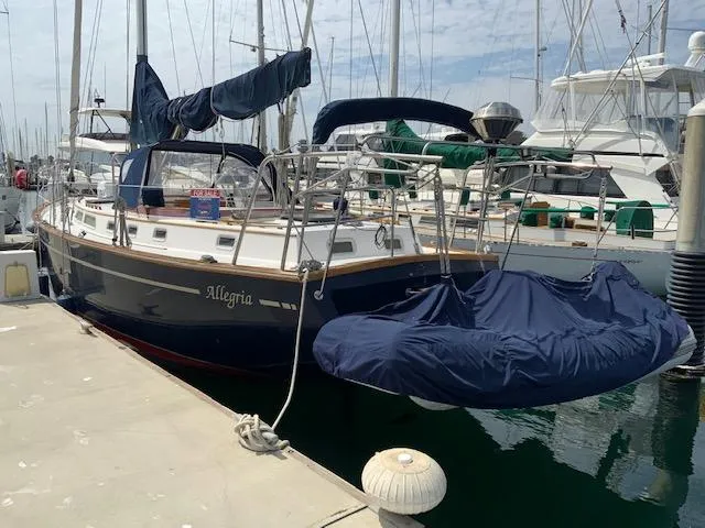 1990 Endeavour 42 Center Cockpit