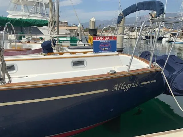 1990 Endeavour 42 Center Cockpit