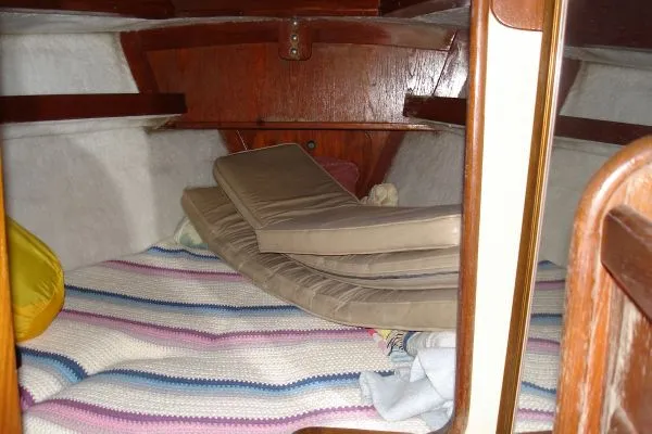 V-berth