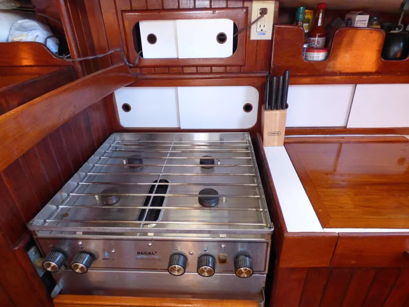 1979 Tung Hwa Fantasia 35 MK II