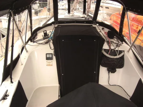 1984 Islander Sloop