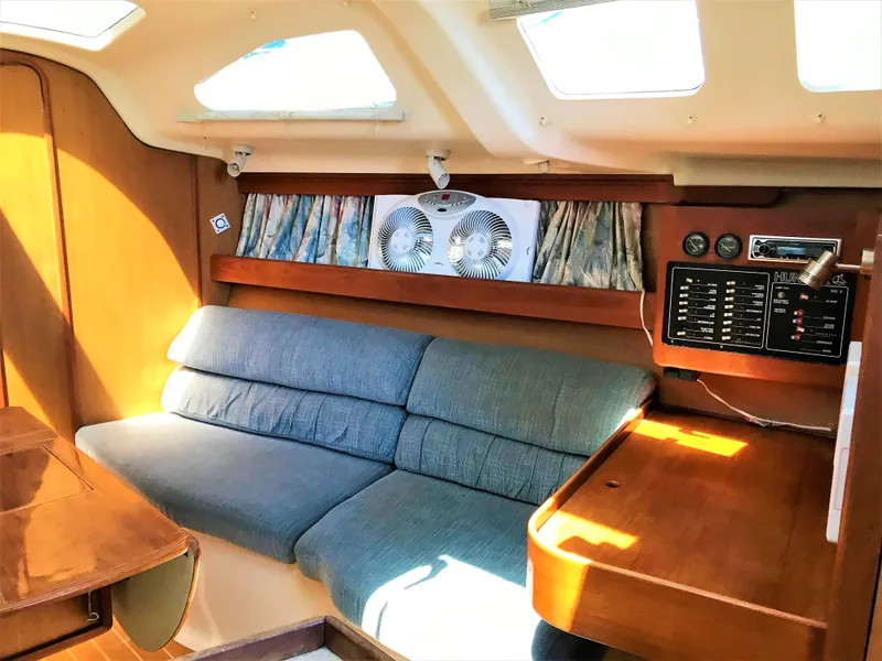 1998 Hunter 340