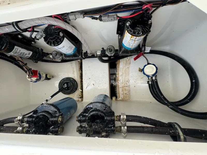 2021 Sea Hunt Gamefish 30CB