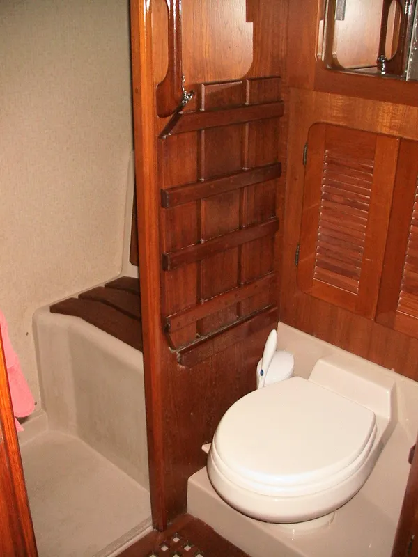 1984 Stamas PILOTHOUSE