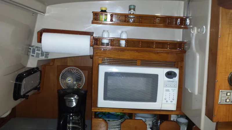 1984 Stamas PILOTHOUSE