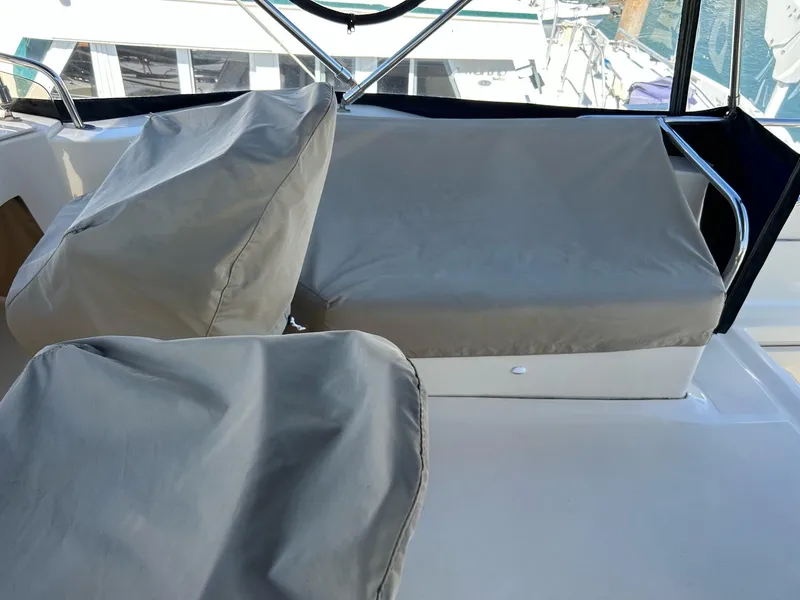 Fly-Bridge Seating Covered