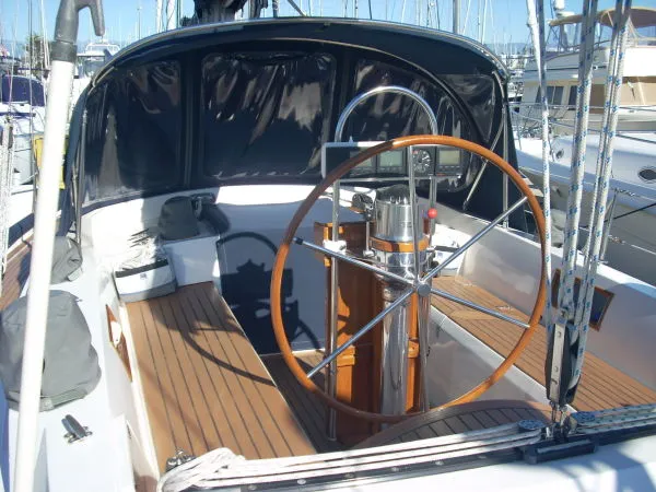1990 Tayana
