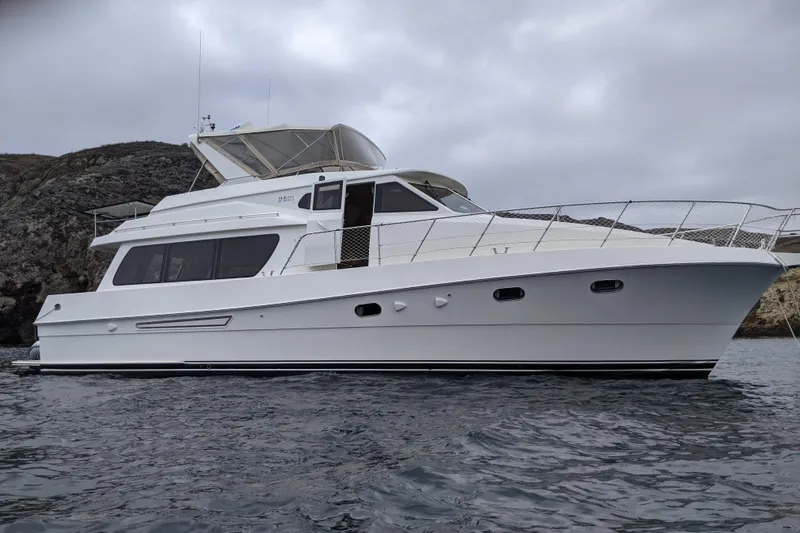 2000 McKinna 48 Pilothouse