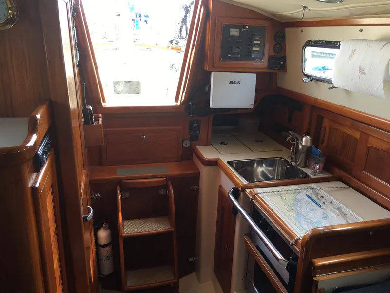 2001 Pacific Seacraft Dana 24