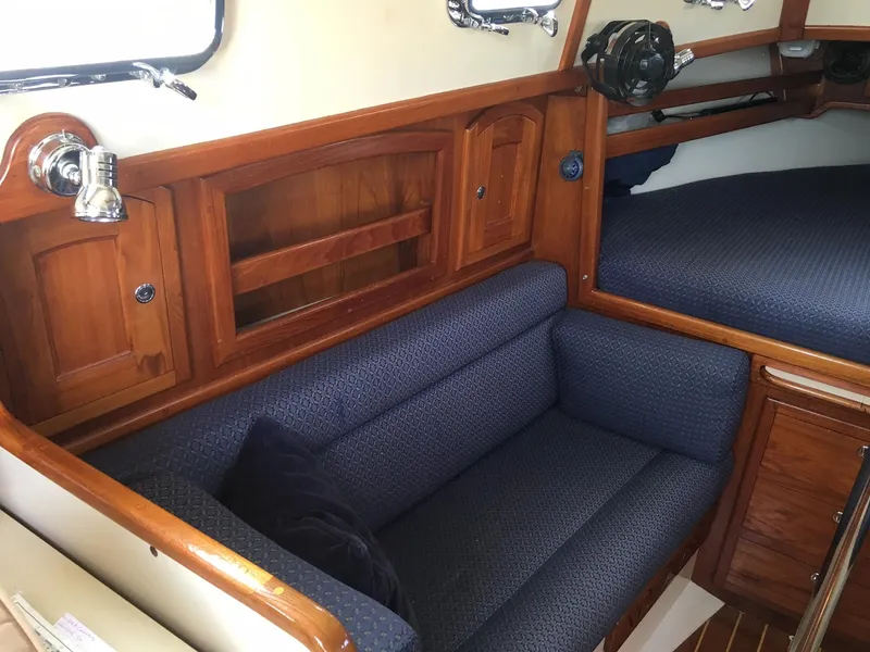 2001 Pacific Seacraft Dana 24