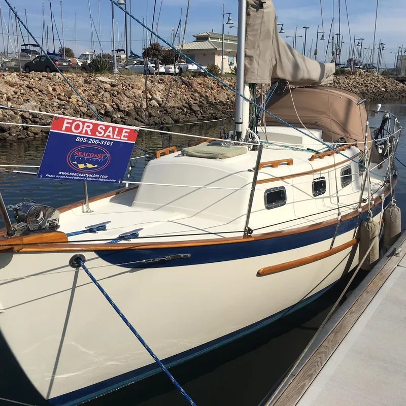2001 Pacific Seacraft Dana 24