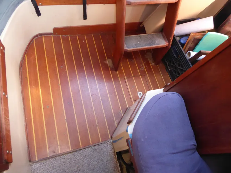 Custom Teak Entry