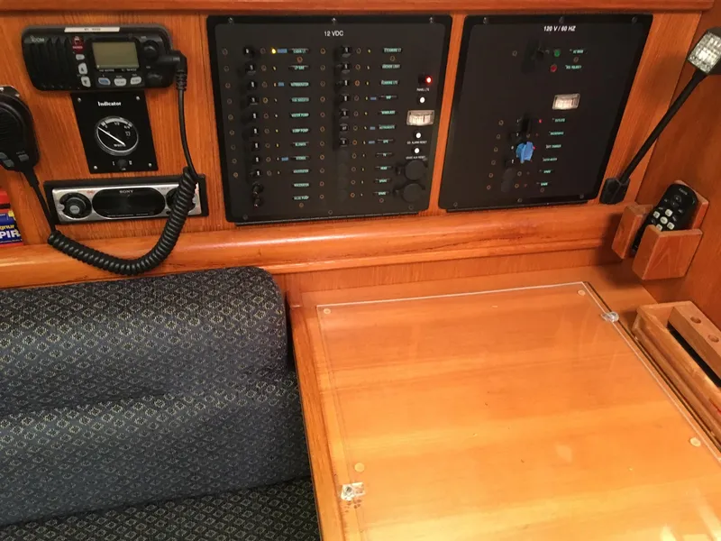 12V and 110 pannel