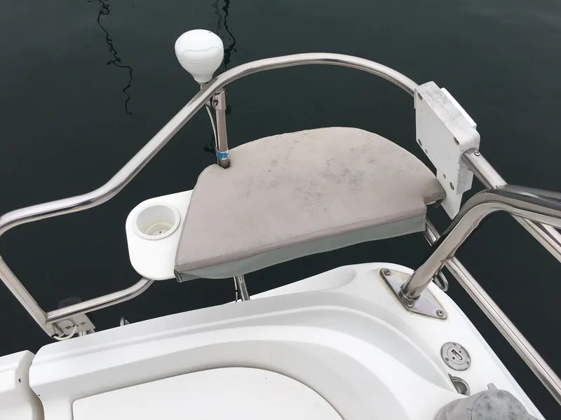 Port cockpit seat