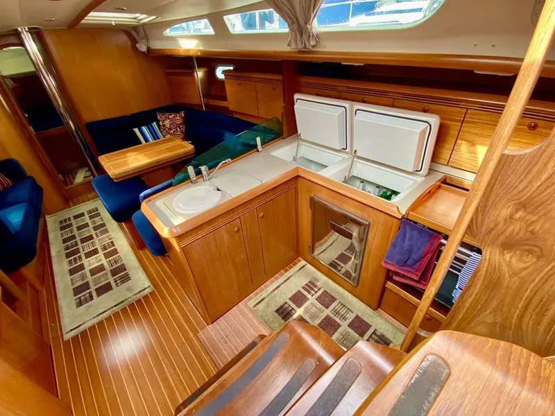 2003 Jeanneau Sun Oddessy 43