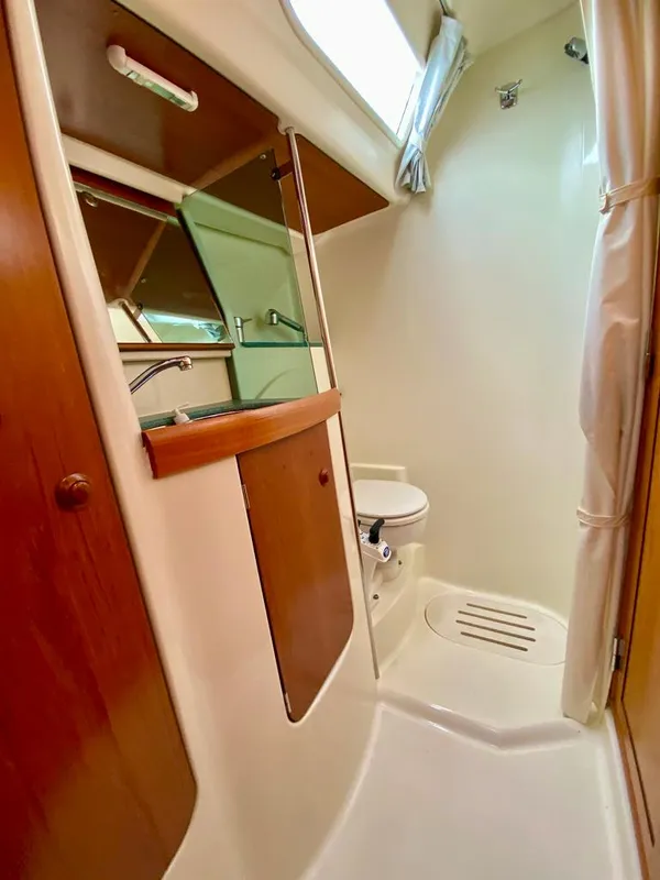 2003 Jeanneau Sun Oddessy 43