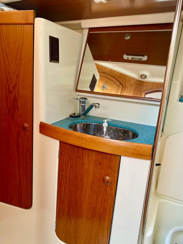 2003 Jeanneau Sun Oddessy 43