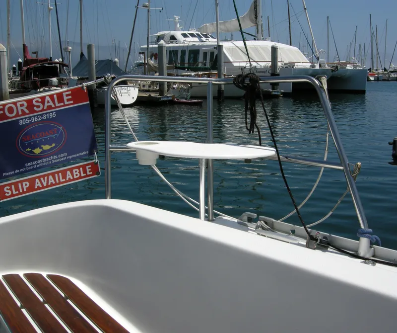 Stern seat