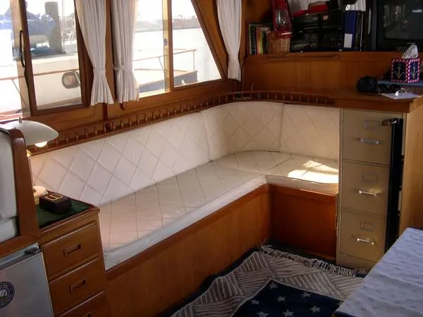 L-Shaped Settee