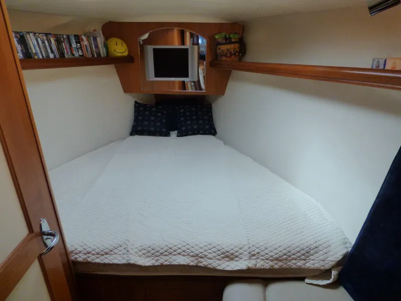 Forward Berth