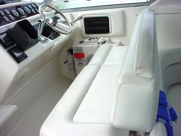 1997 Wellcraft 3600 Martinique
