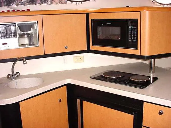 1997 Wellcraft 3600 Martinique