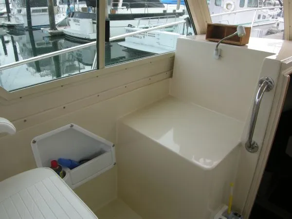Port Seat Fwd